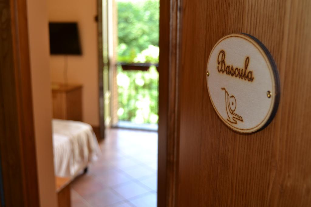 Dimora Storica Hotel Maccarunera Campagna Værelse billede